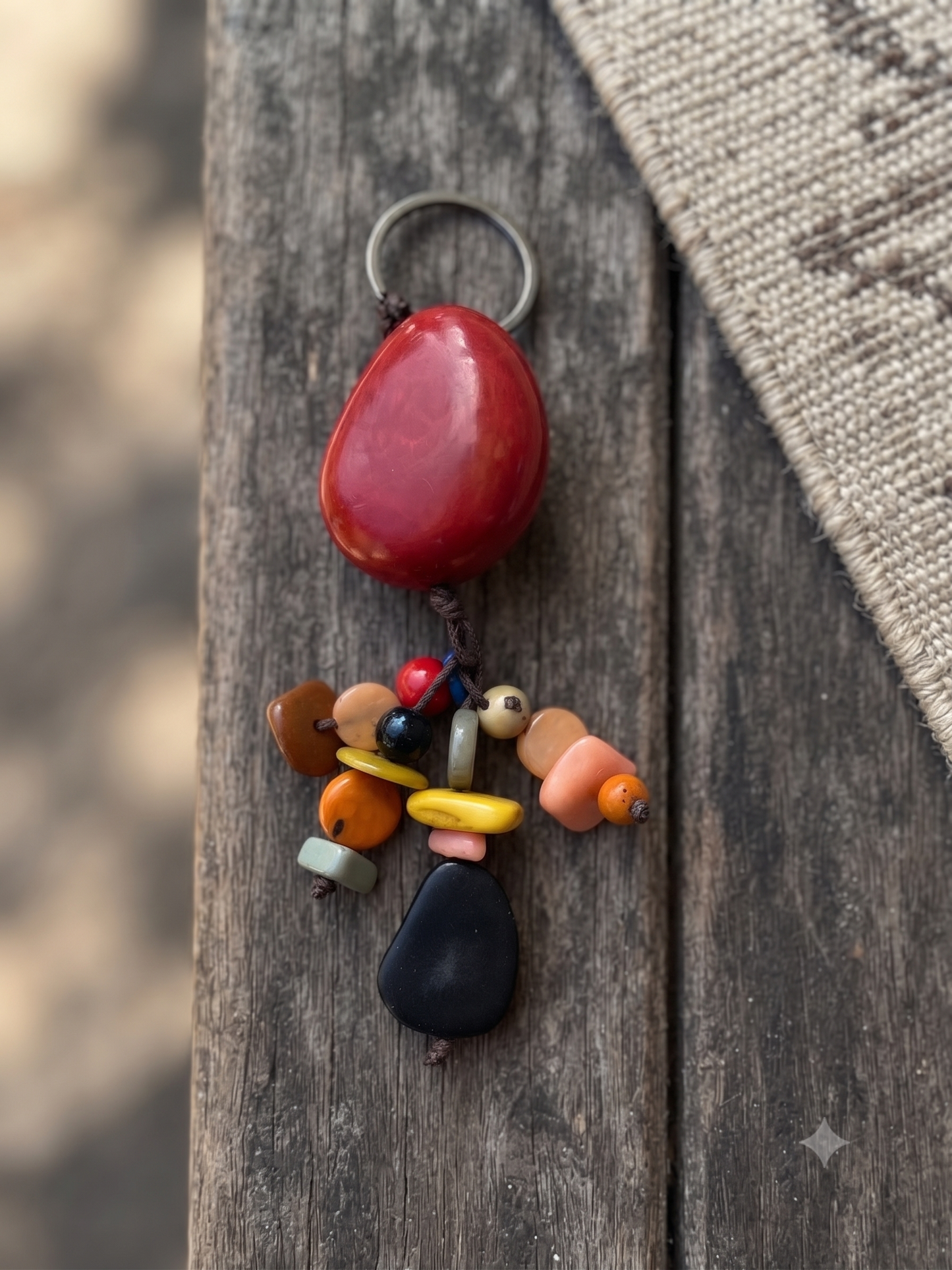 Χειροποίητο Μπρελόκ Ruby Drop | Τάγκουα Εκουαδόρ
